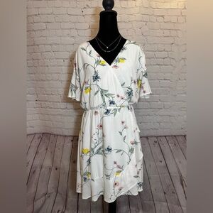 LC Lauren Conrad White Floral Mini Dress Sz L